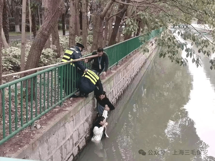 保安员勇救落水者 用行动诠释责任担当